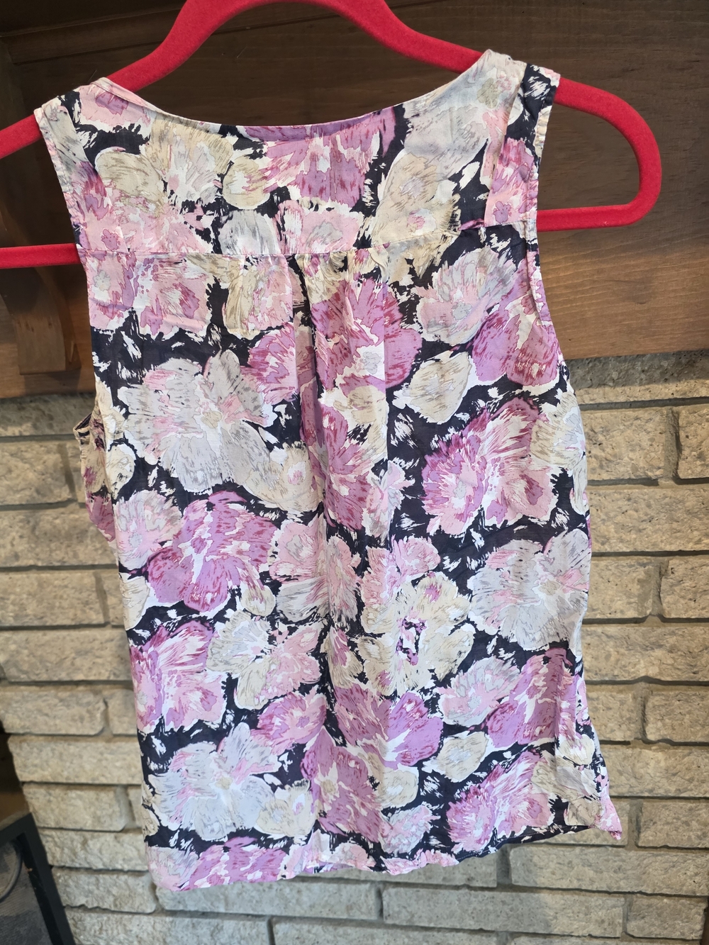 LOFT Pink Floral Scoop Tank with Navy Base- Cotton And Silk Blend - Picture 4 of 5